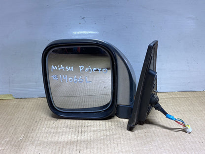 2001 Mitsubishi Pajero V75W - Left Door Mirror PN: 5 wires
