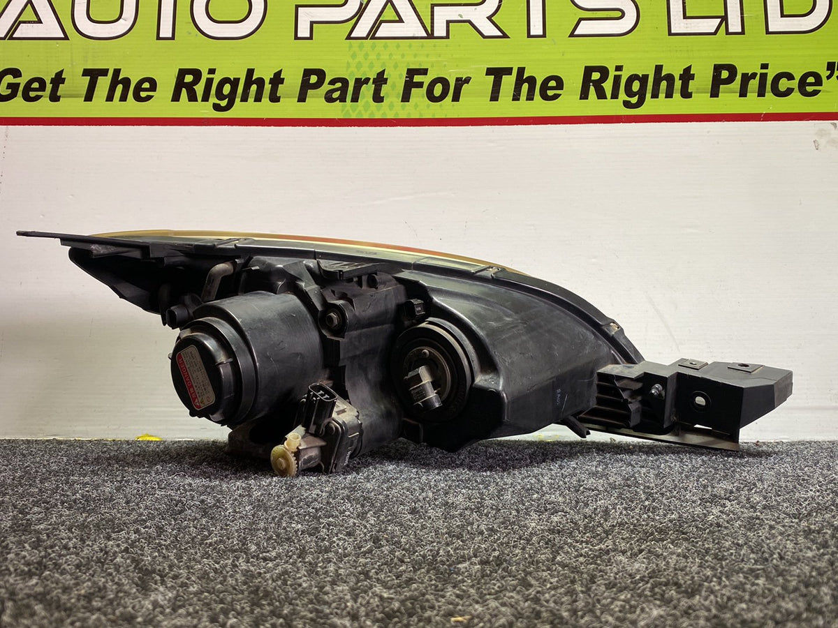 2004 Mazda Axela BK - Left Headlight Auto Adjust/ Hid Type/ P2951
