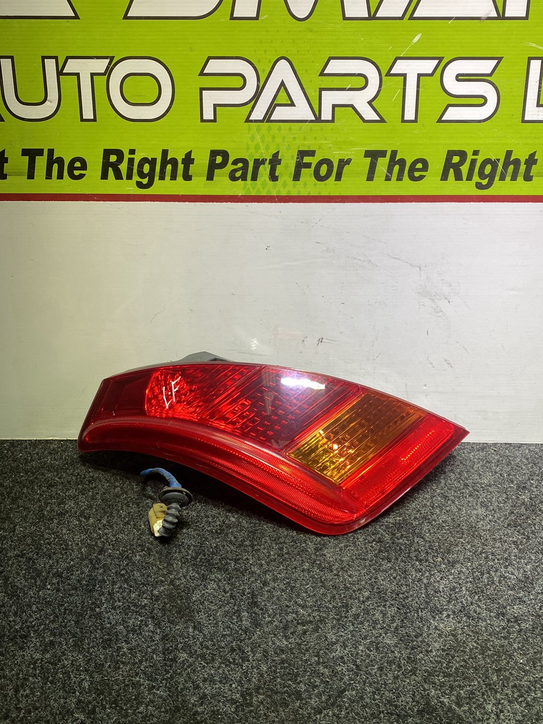 2006 Nissan Murano - Left Taillight