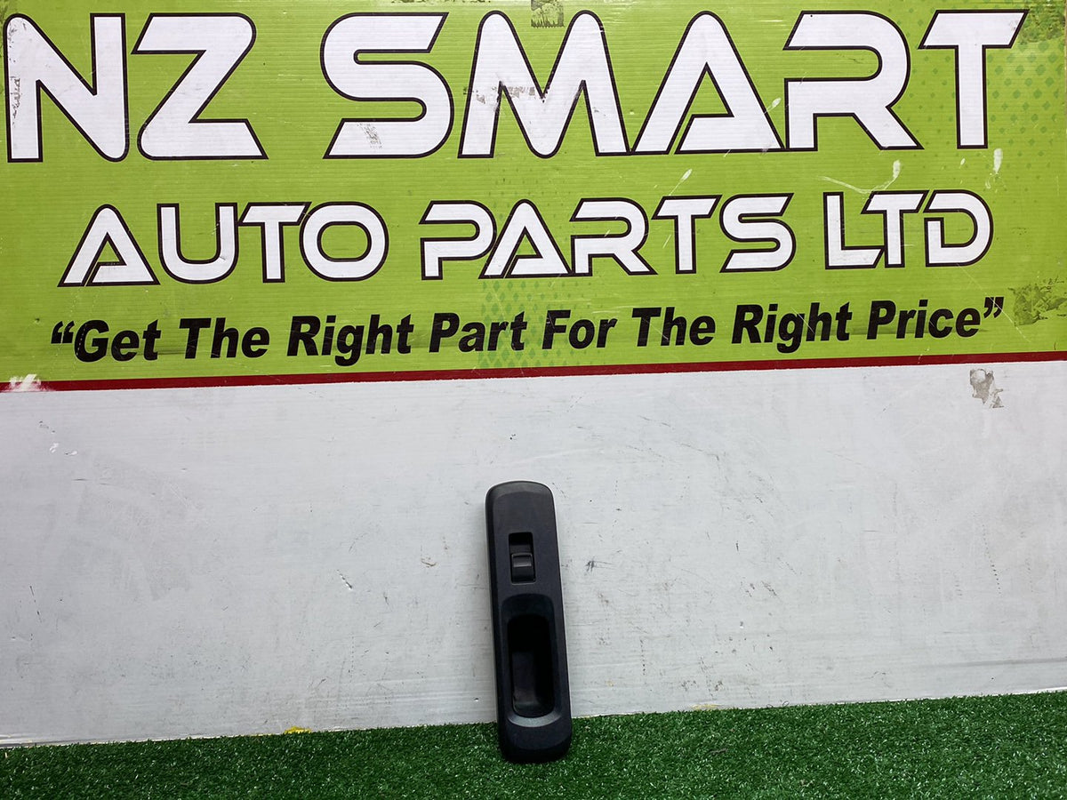 2013 Used Toyota Aqua NHP10 - Right Rear Window Switch PN: 74271-52310