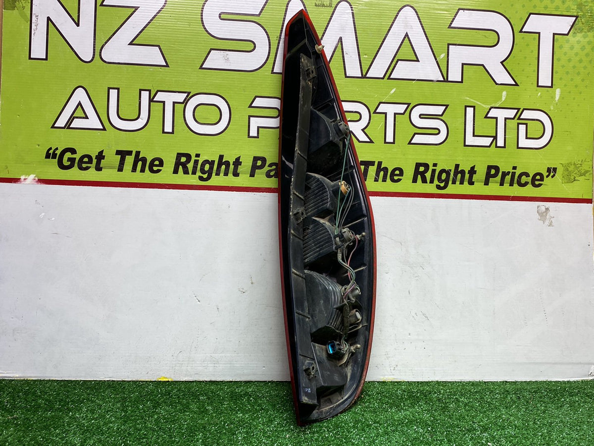 2002 Mitsubishi Colt - Left Taillight PN: P3144