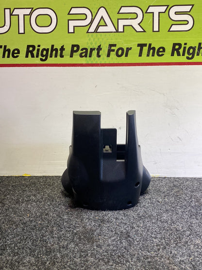 2007 Nissan Tiida - Steering Column Shroud
