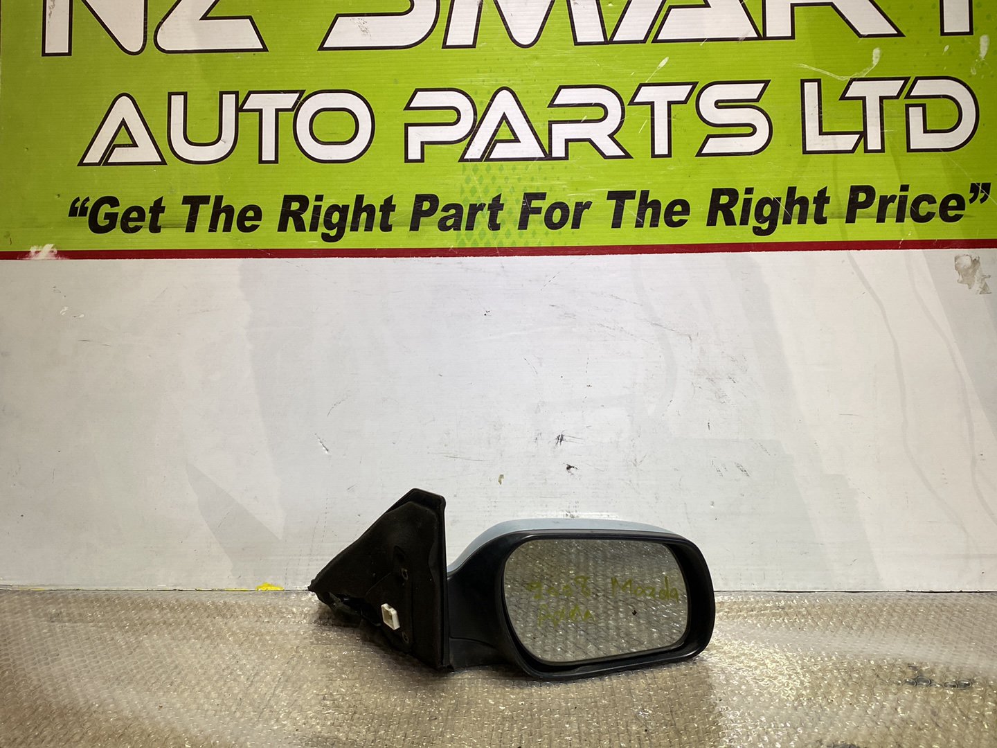 2008 Mazda Axela- Right Door Mirror PN: 3 pins