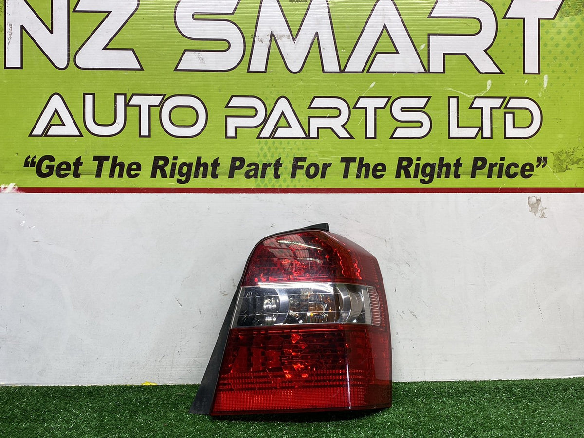 2004 Toyota Kluger - Right Taillight PN: KOITO 48-54
