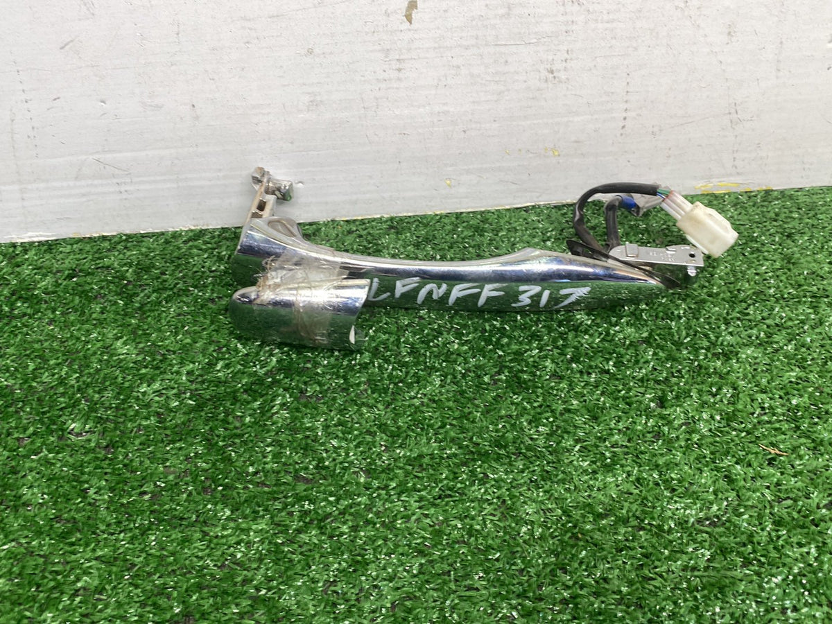 2011 Nissan Fuga - Left Front Door Exterior Handle PN: 80641-1MA0A