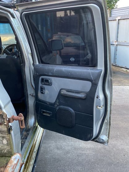 2004 Nissan NP300 Navara  Dismantling For Parts