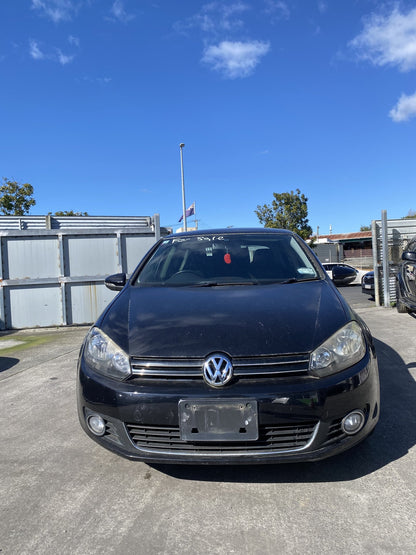 2009 Volkswagen Golf TSi WVWZZZ1KZ9P451017  Dismantling For Parts