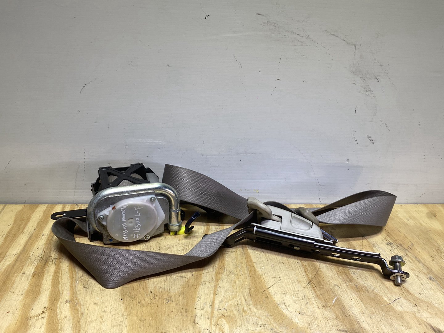 2012 Nissan March IV K13 K13 - Left Front Seat Belt