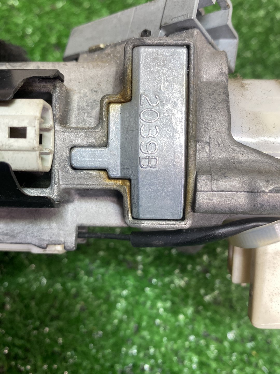 2006 Used Toyota Caldina - Ignition With Key PN: 2039B