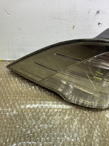 2007 Mazda MPV- Right Taillight PN: L206-51170