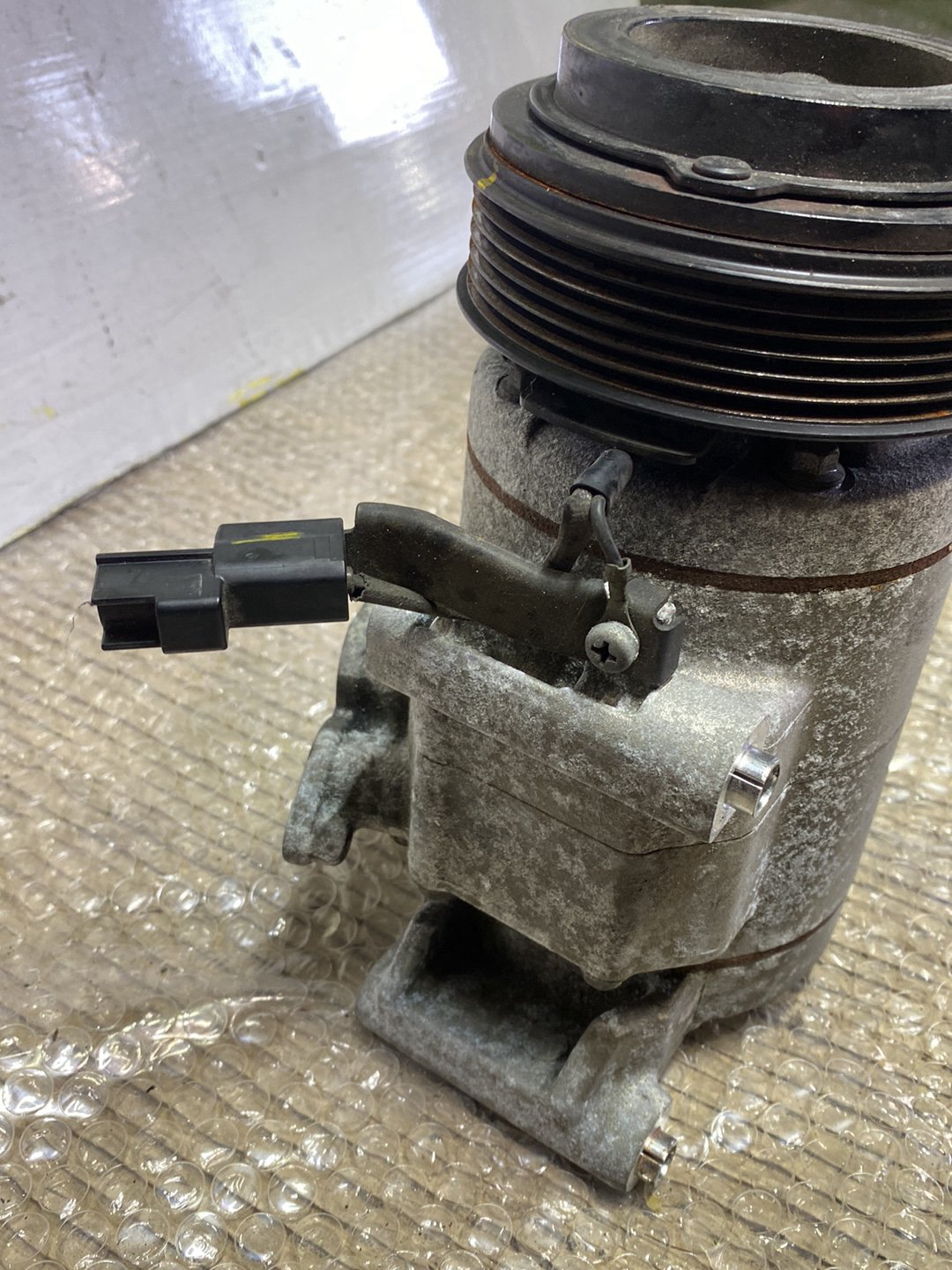 2013 Nissan Lafesta- A/C Compressor PN: CWFFWN-105552