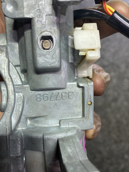 2005 Mitsubishi I - Ignition With Key