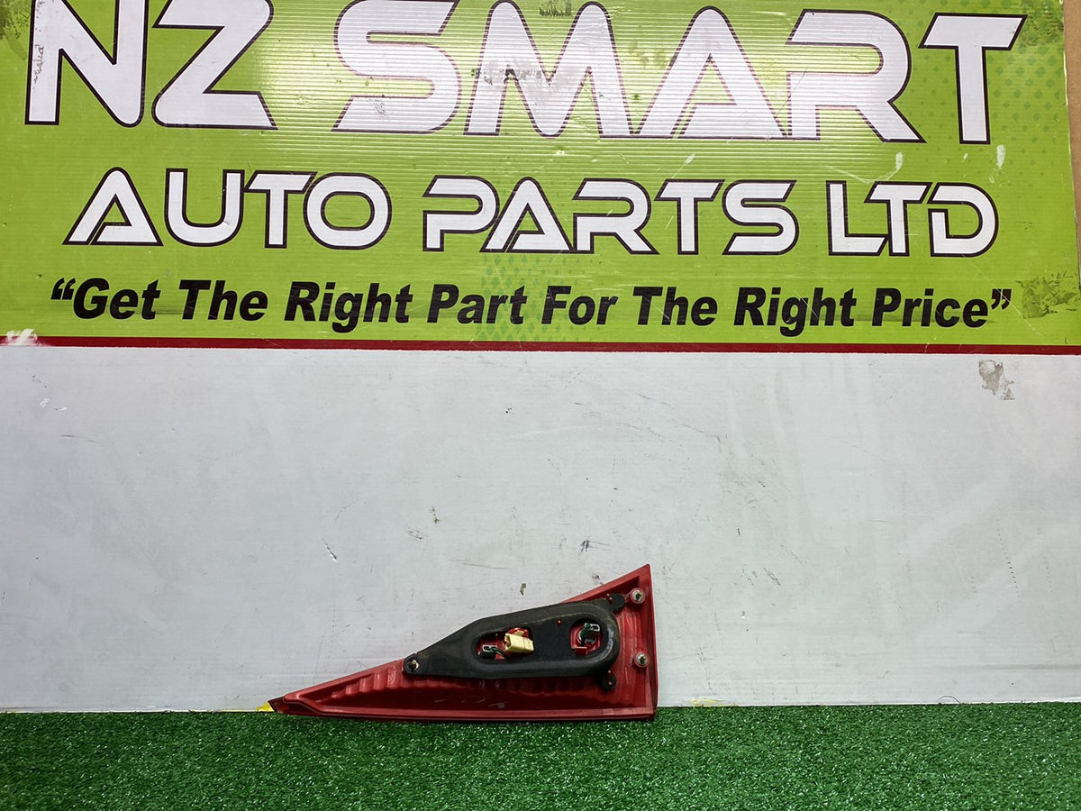 2002 Used Toyota Caldina - Left Boot Light PN: 21-58