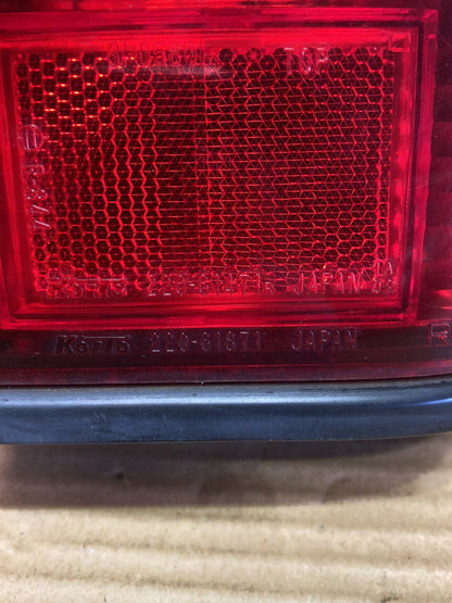 2009 Mazda Bongo Van- Right Taillight PN: