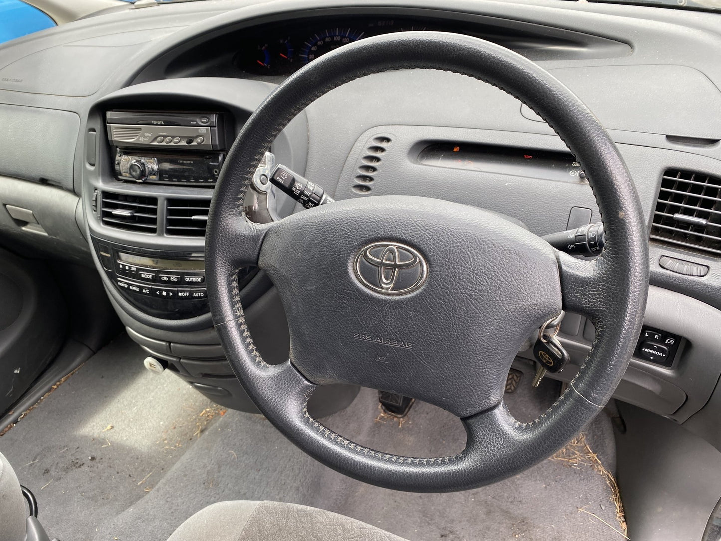 2004 Toyota Estima Aeras ACR30 Dismantling For Parts
