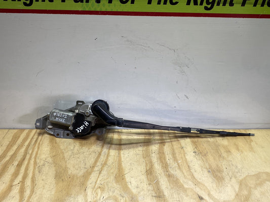 2007 Toyota Hiace - Wiper Motor PN: wiper arm