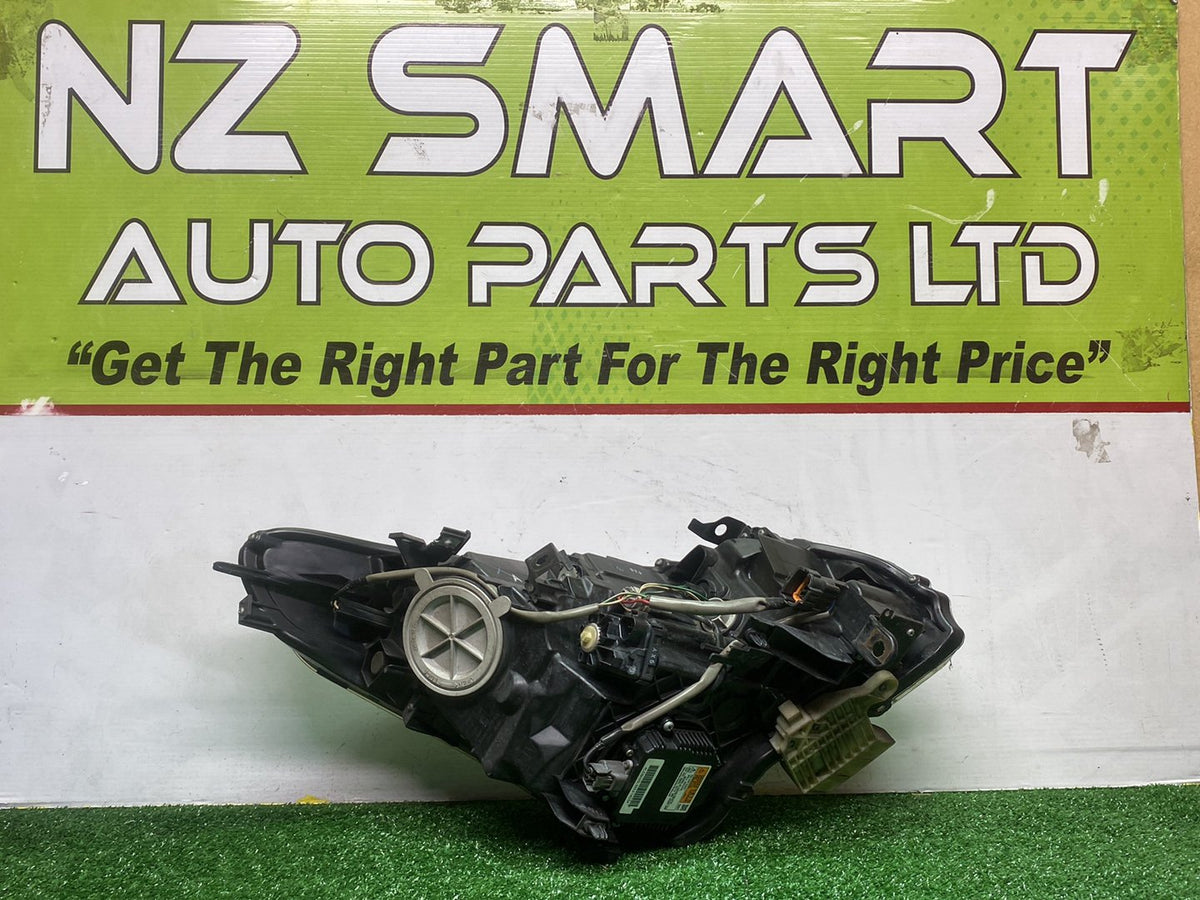 2010 Nissan Skyline - Left Headlight PN: 260601NM2A