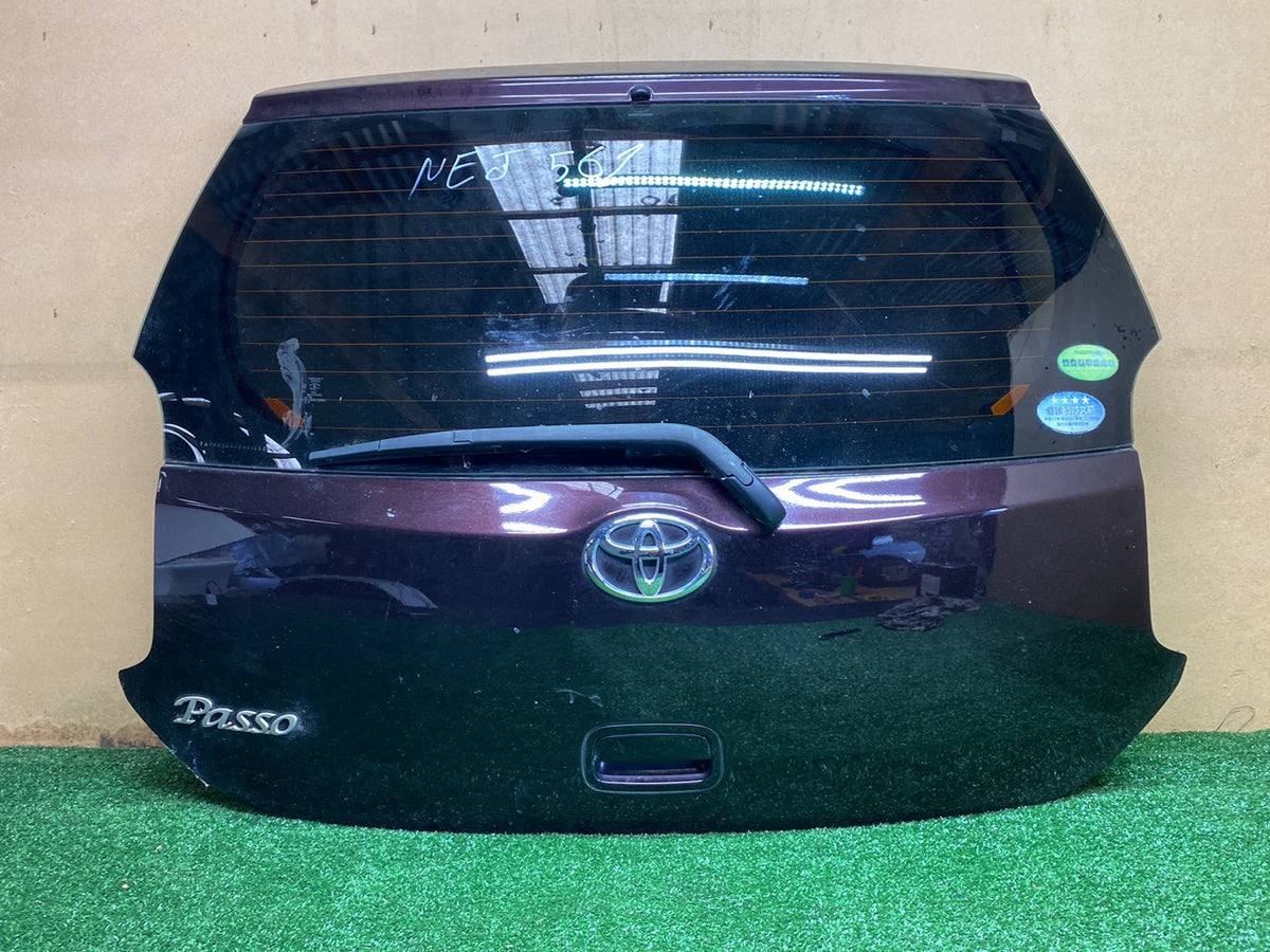 2011 Used Toyota Passo - Tailgate PN: See photos- complete