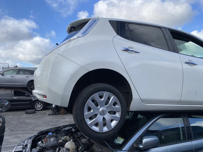 2016 Nissan Leaf S AZE0 Dismantling For Parts