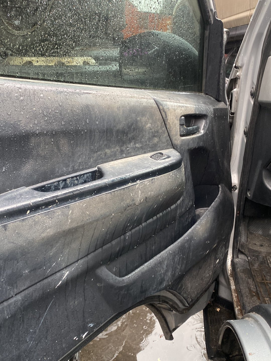 2010 Toyota Hiace TRH200 Dismantling For Parts
