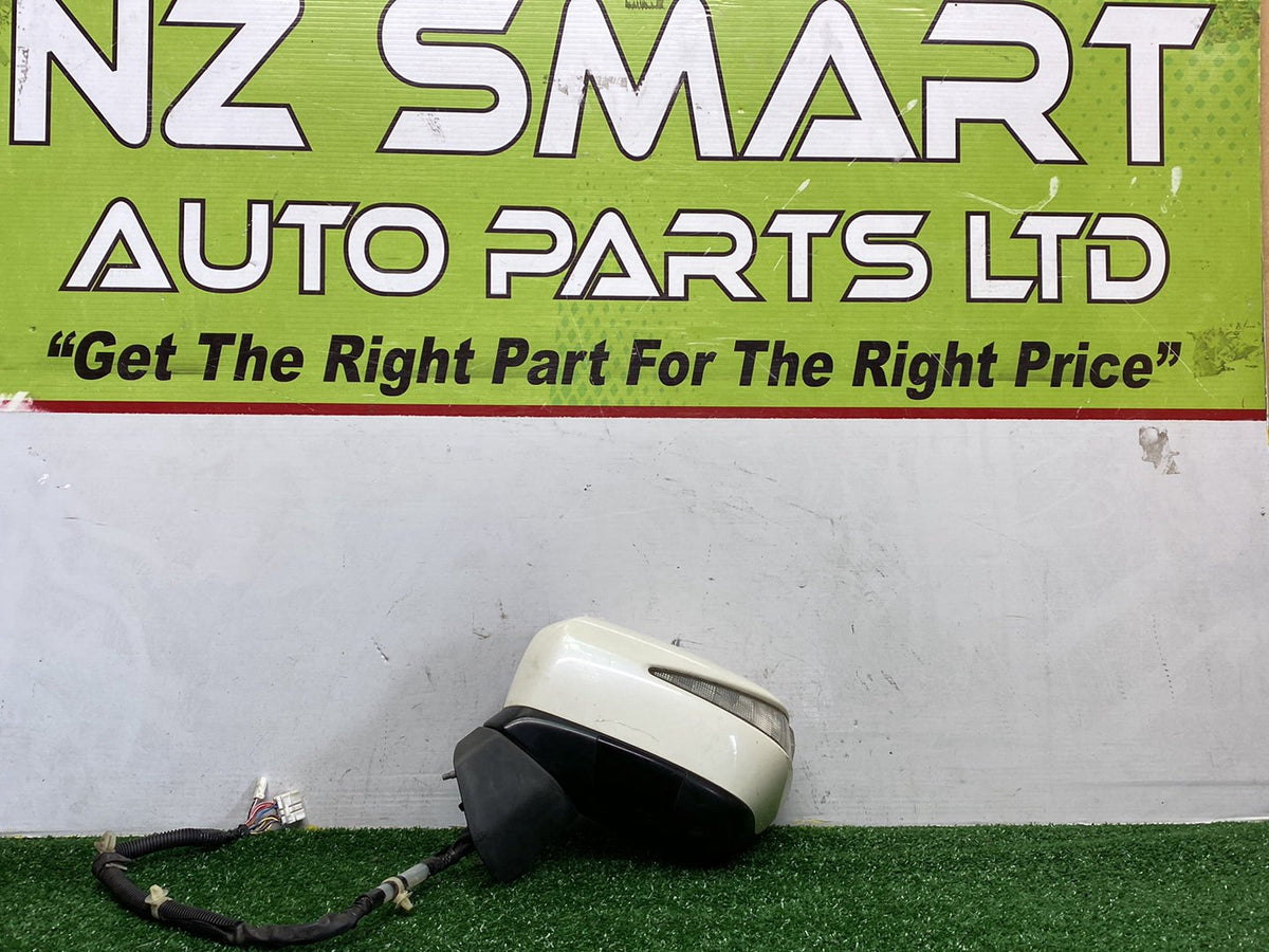 2009 Honda Odyssey - Left Door Mirror PN: 2 plugs 15 wires