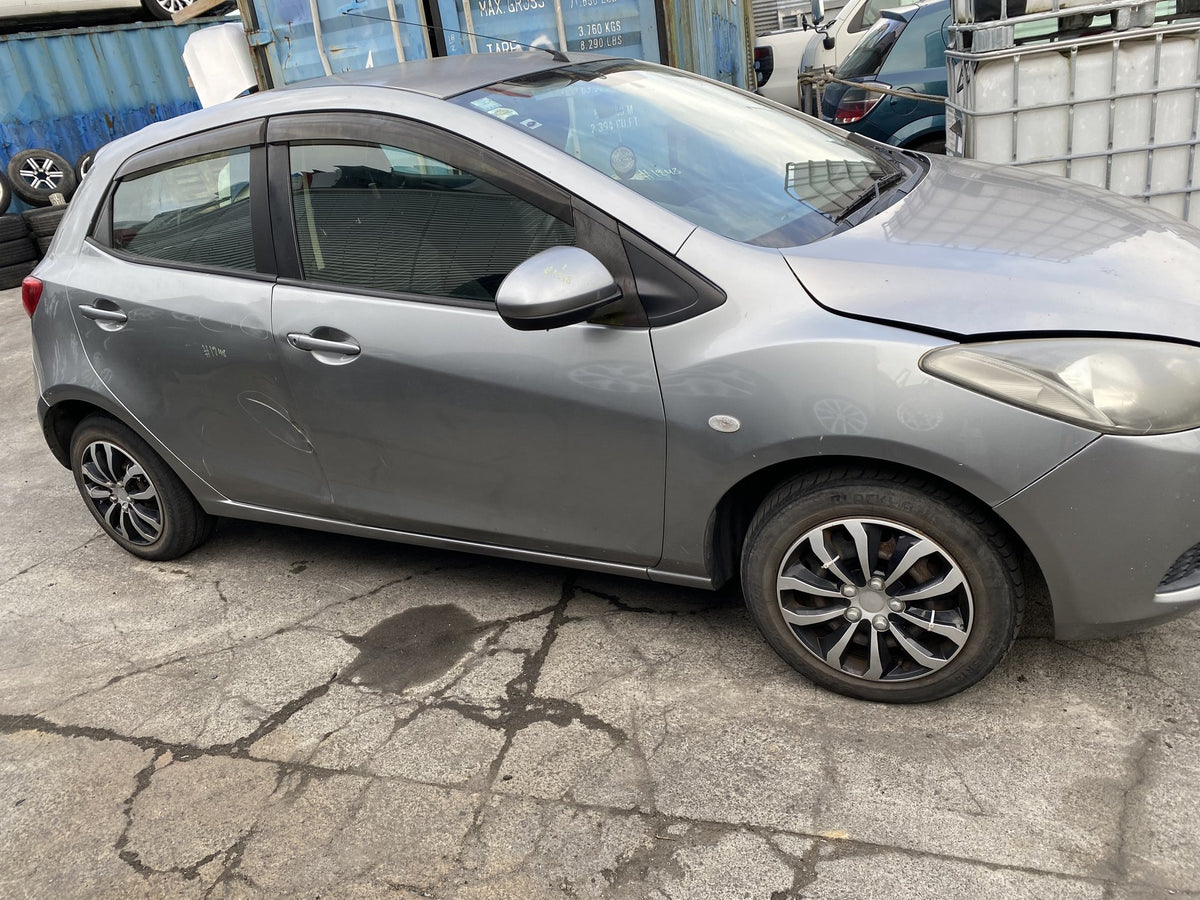 2005 Mazda Demio Dismantling For Parts
