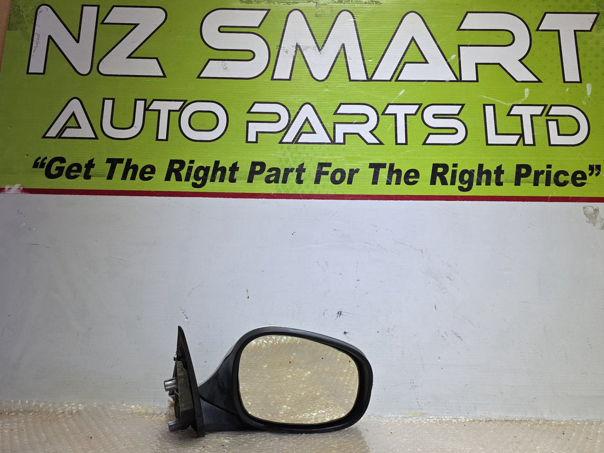 2009 BMW 320i - Right Door Mirror PN: 3 pin