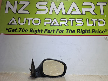2009 BMW 320i - Right Door Mirror PN: 3 pin