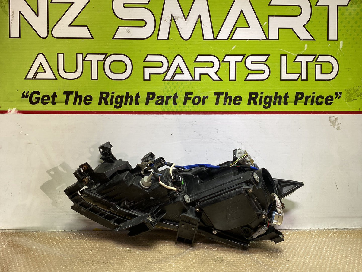 2008 Mazda Atenza - Right Headlight PN: G33E51031C