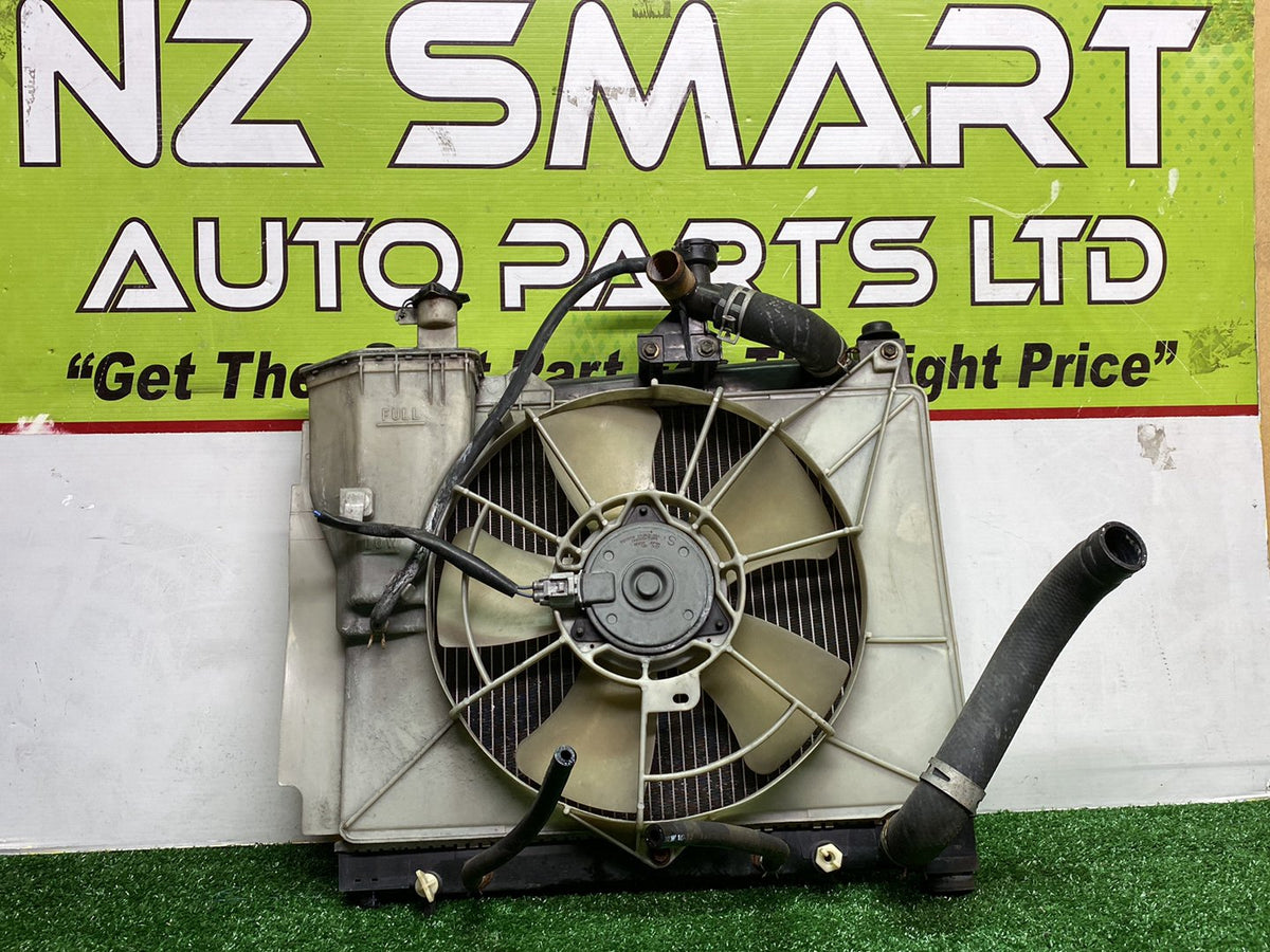 2005 Used Toyota Ist NCP60 - Radiator Fan PN: 1640021090
