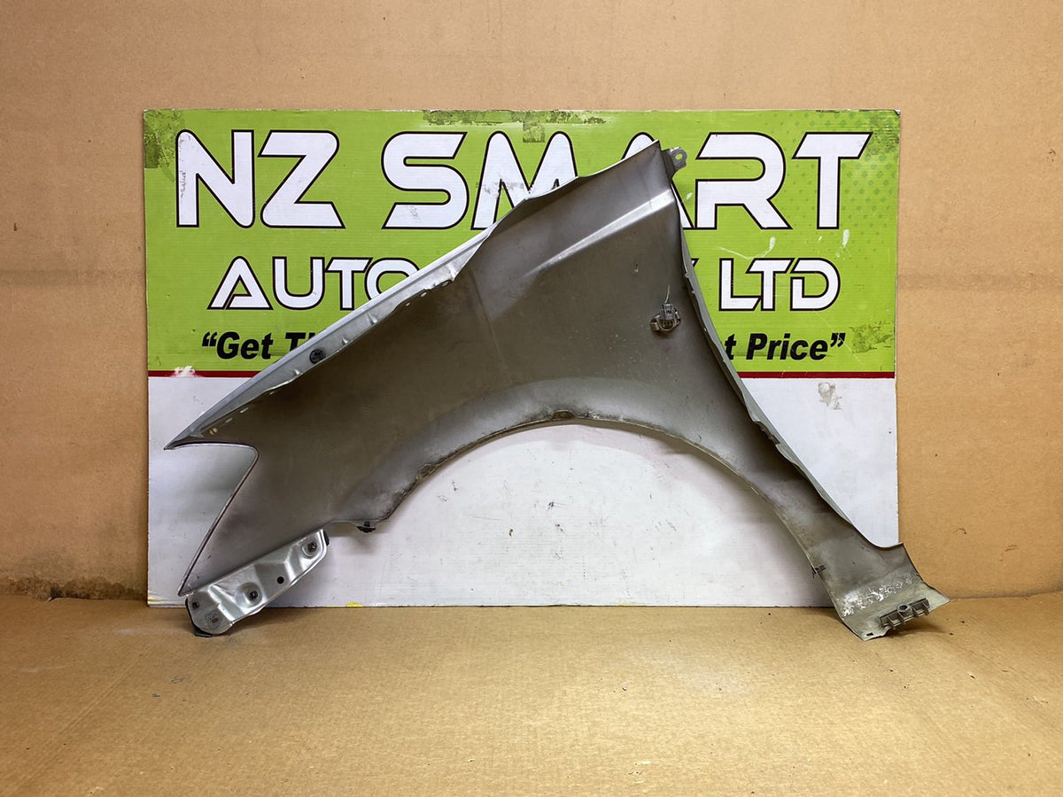 2006 Used Toyota Caldina - Right Front Guard PN: see photos