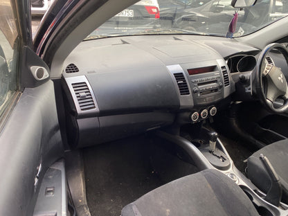2005 Mitsubishi Outlander CW5W Dismantling For Parts