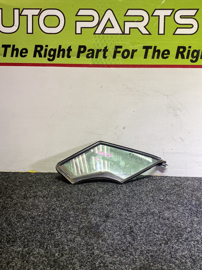 2006 Mazda MPV - Left Front Door Glass PN: Tint Number M408
