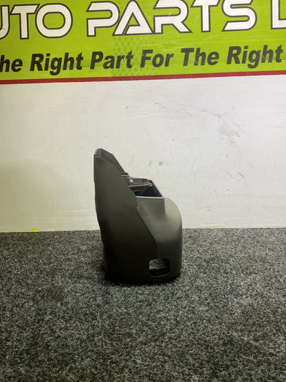 2000 Nissan Bluebird - Steering Column Shroud