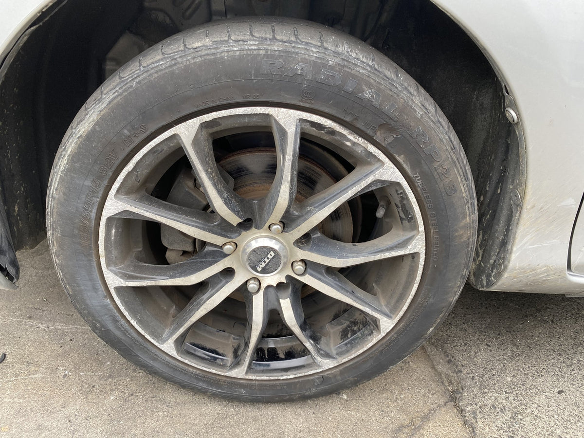 2014 Toyota Yaris YR- Dismantling For Parts