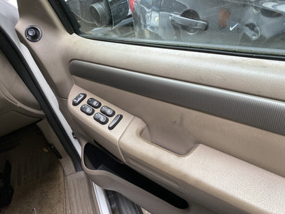 2005 Ford Explorer Dismantling For Parts