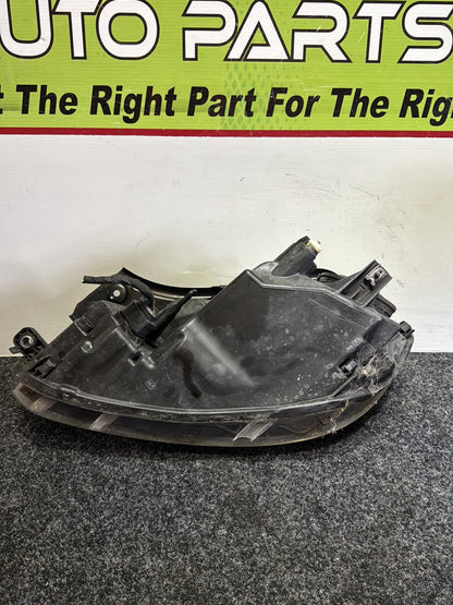2012 Volkswagen Caddy - Right Headlight PN: 2K6 941 006 A