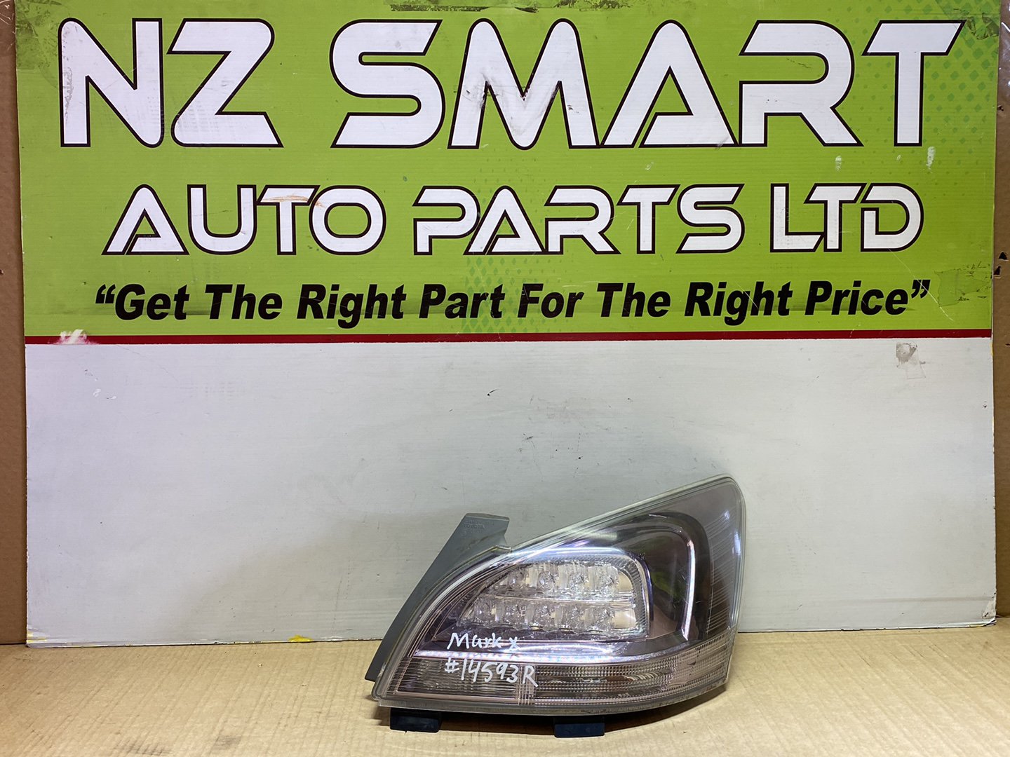 2007 Used Toyota Mark X ANA10 - Right Taillight PN: STANLEY 72-4