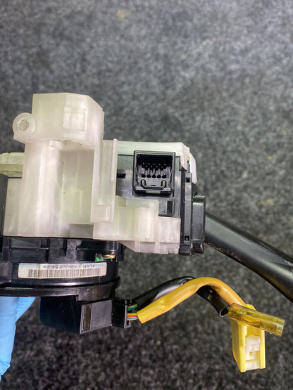 2004 Nissan Bluebird - Combination Switch