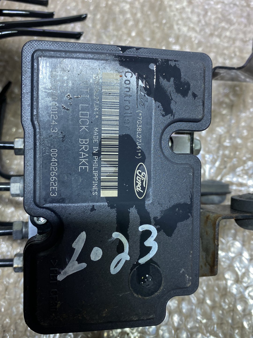 2009 Mazda Axela- ABS Pump PN: see photos