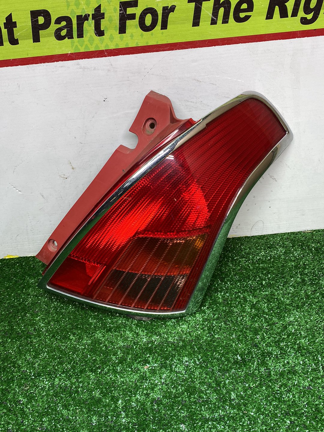 2005 Suzuki Swift - Right Taillight PN: P4476