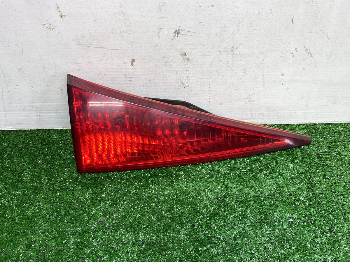 2002 Used Toyota Caldina - Left Boot Light PN: 21-58