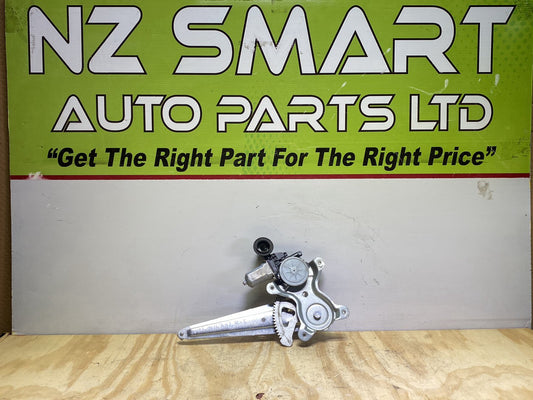 2008 Toyota Vitz - Right Front Window Regulator/Motor
