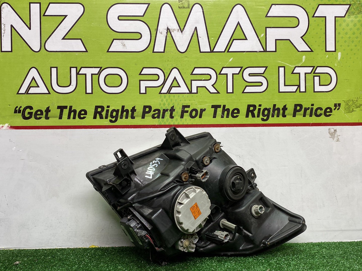 Aug 2004 to Dec 2010 - Nissan Elgrand E51 - Right Headlight - Hid, Grey Led Type, Lens# 100-24852