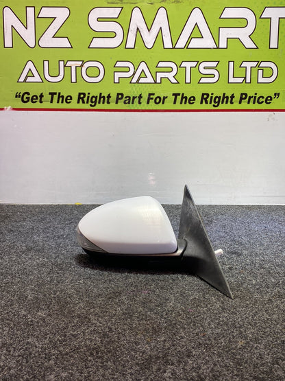 2012 Mazda Atenza - Right Door Mirror PN: 8 wires