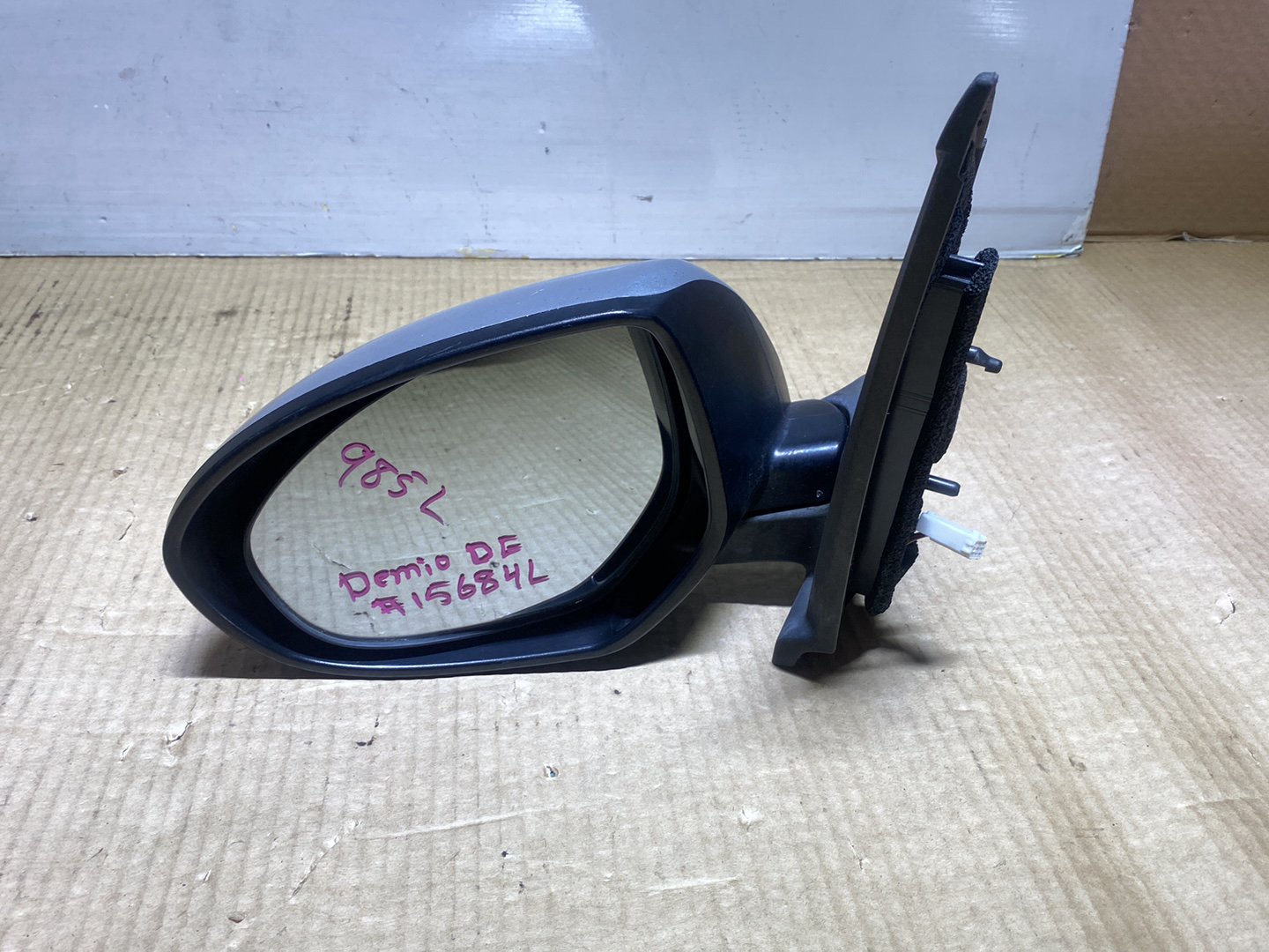 2010 Mazda Demio DE3FS - Left Door Mirror PN: 5 wires