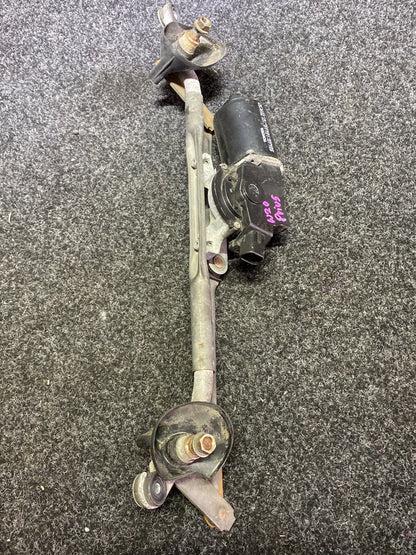 Used Toyota Prius - Front Wiper Rack Assembly