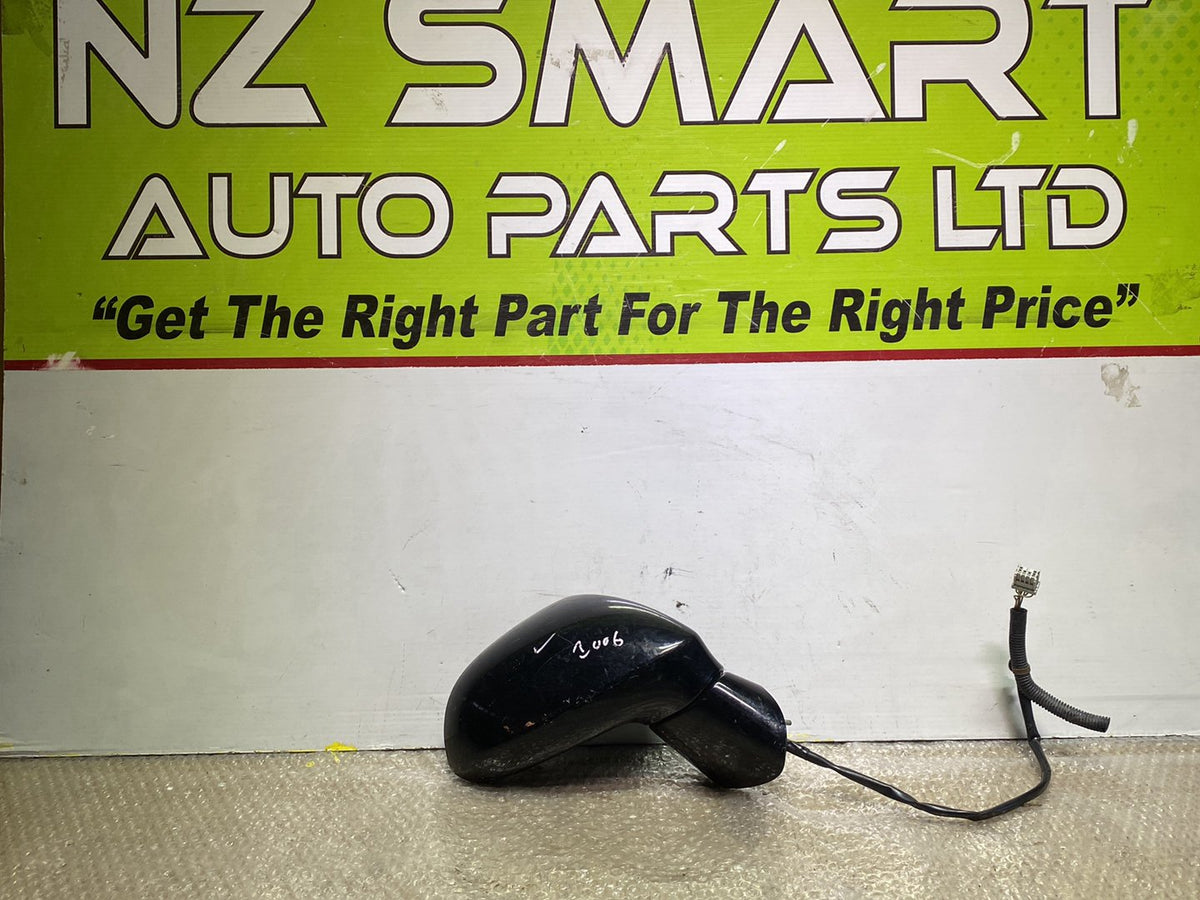 2008 Honda Airwave- Right Door Mirror PN: 8 wires