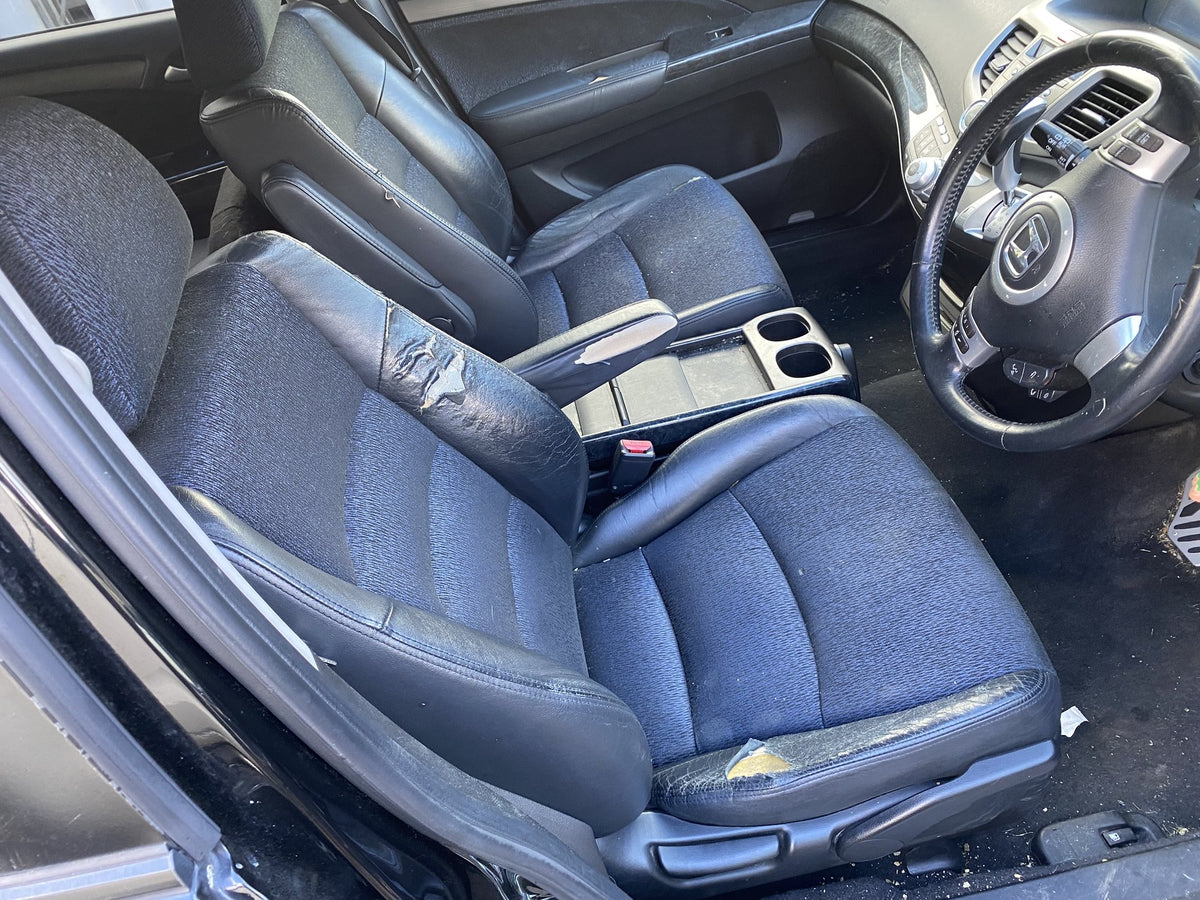 2008 Honda Odyssey RB1- Dismantling For Parts