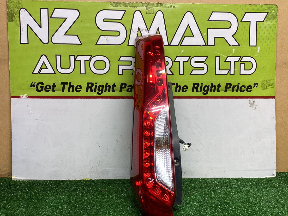 2010 - 2013 - Nissan X-Trail T31 - Left Taillight - Body Mounted, Led Type PN: KOITO 220-23308